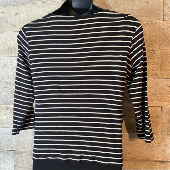 Nautical striped  women’s top in size large - Picture 3 of 9